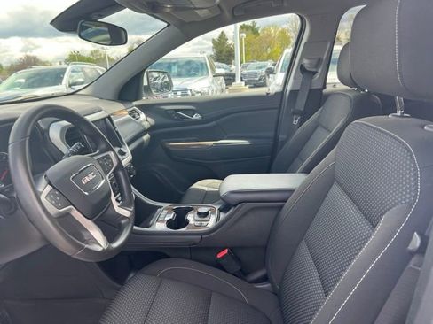 Certified 2023 GMC Acadia SLE w/ Driver Convenience Package FWD image 19