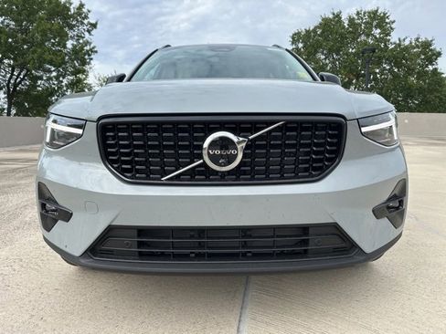 New 2026 Volvo XC40 B5 Plus w/ Protection Package Premier image 2