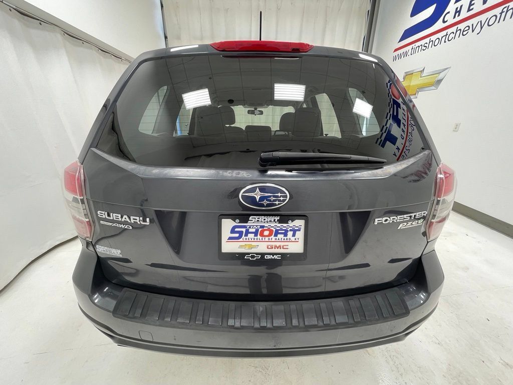 Used 2014 Subaru Forester 2.5i AWD/4WD image 5