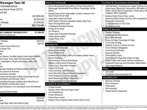 Used 2022 Volkswagen Taos SE w/ Panoramic Sunroof Package FWD image 7