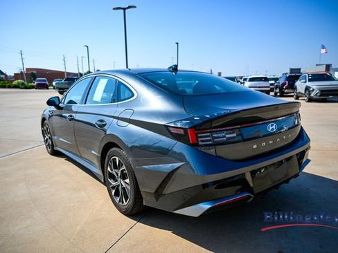 Used 2025 Hyundai Sonata SEL FWD image 3