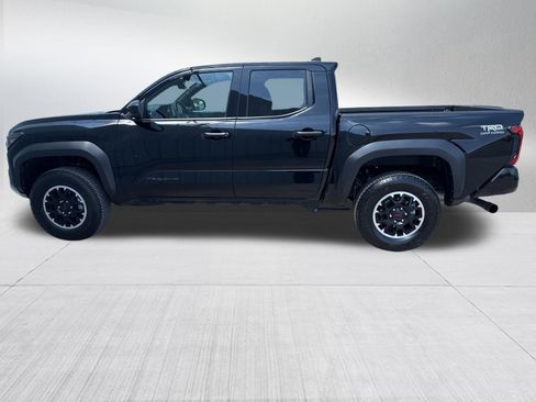 Used 2025 Toyota Tacoma TRD Off-Road image 5