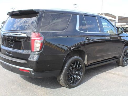 Used 2024 Chevrolet Tahoe High Country w/ Advanced Technology Package AWD/4WD image 3