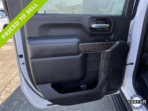 Used 2022 GMC Sierra 3500 Denali w/ Denali Ultimate Package image 17