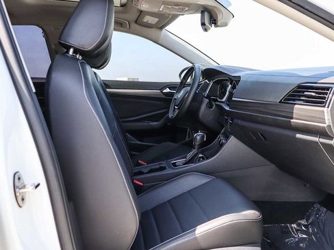 Used 2021 Volkswagen Jetta SEL image 17