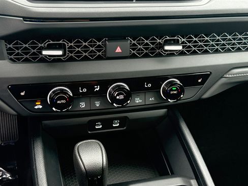 New 2025 Honda Accord SE image 12