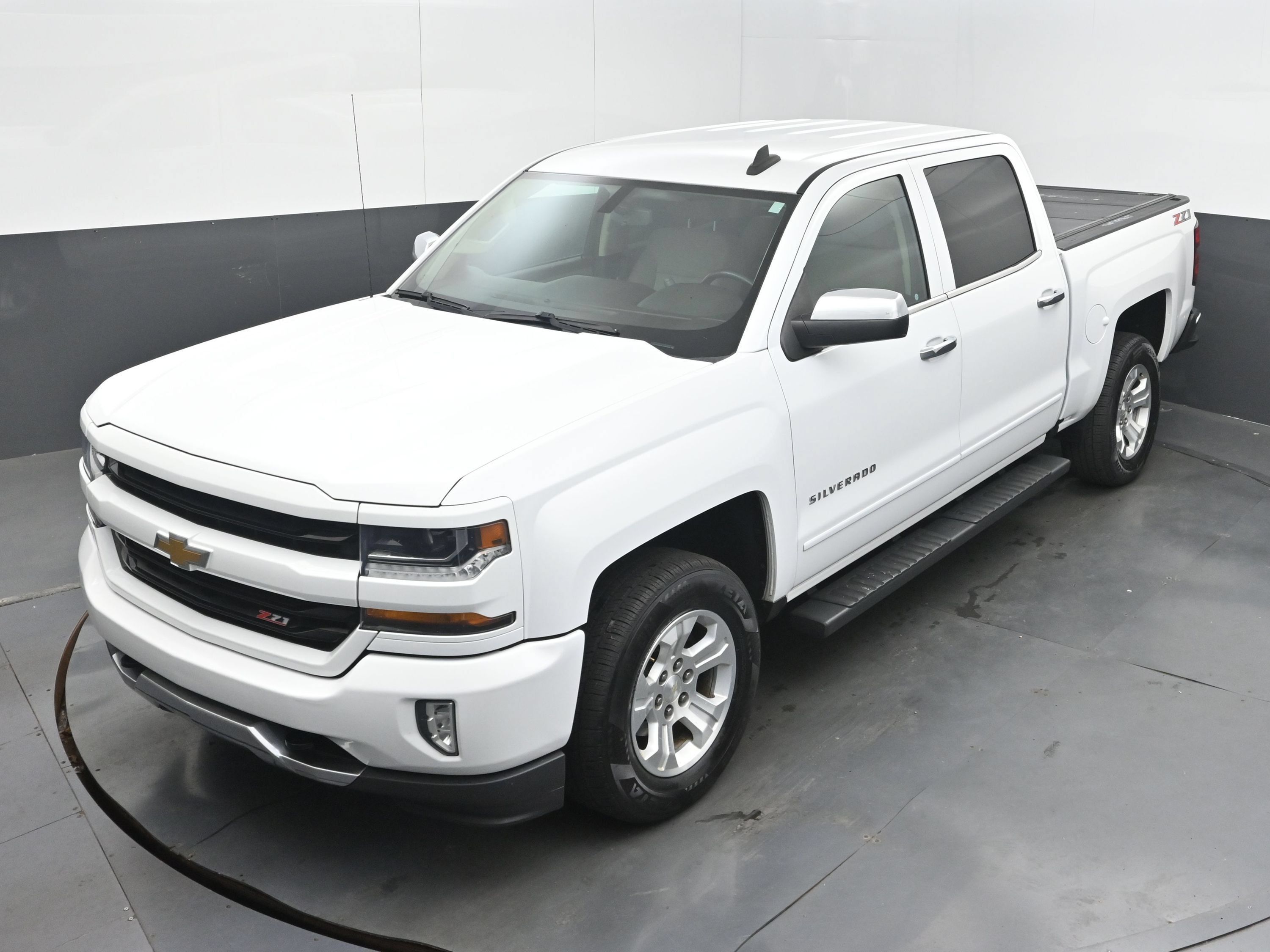 Used 2018 Chevrolet Silverado 1500 LT w/ All Star Edition AWD/4WD image 28