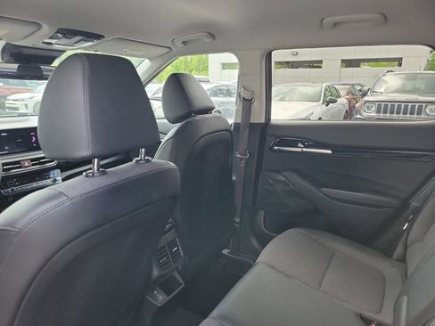 Used 2024 Kia Seltos S FWD image 28
