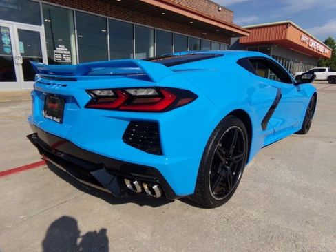 Used 2023 Chevrolet Corvette Stingray Preferred Cpe w/ Z51 Performance Package RWD image 5