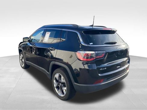 Used 2018 Jeep Compass Limited w/ Navigation Group AWD/4WD image 4