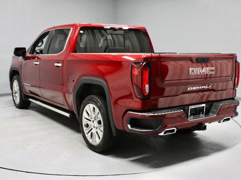 Used 2021 GMC Sierra 1500 Denali w/ Denali Ultimate Package AWD/4WD image 8