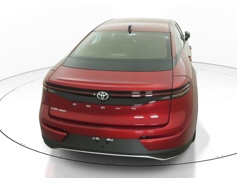 New 2026 Toyota Crown XLE image 7