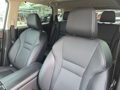 Used 2023 Nissan Rogue SV w/ SV Premium B Package image 9