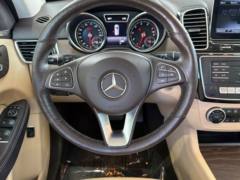 Used 2018 Mercedes-Benz GLE 350 4MATIC image 18