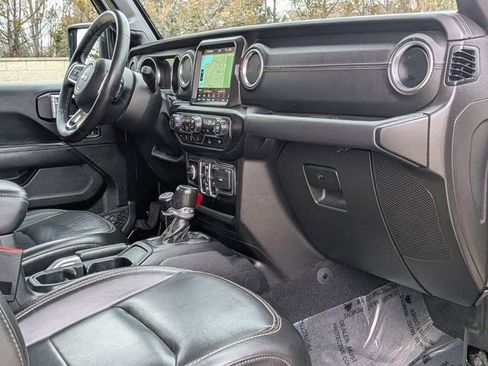 Used 2022 Jeep Gladiator Overland w/ Popular Equipment Package image 32