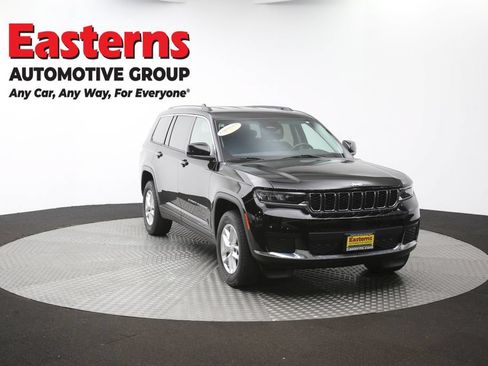 Used 2022 Jeep Grand Cherokee L Laredo w/ Luxury Tech Group I AWD/4WD image 51