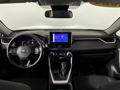 Certified 2024 Toyota RAV4 XLE FWD image 22