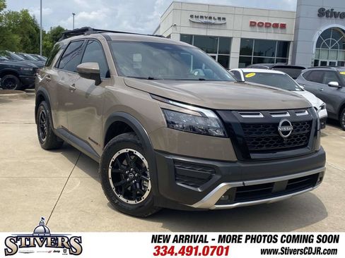 Used 2024 Nissan Pathfinder Rock Creek AWD/4WD image 36