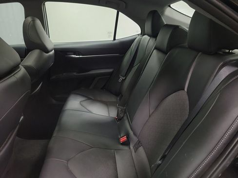 Used 2022 Toyota Camry XSE FWD image 29