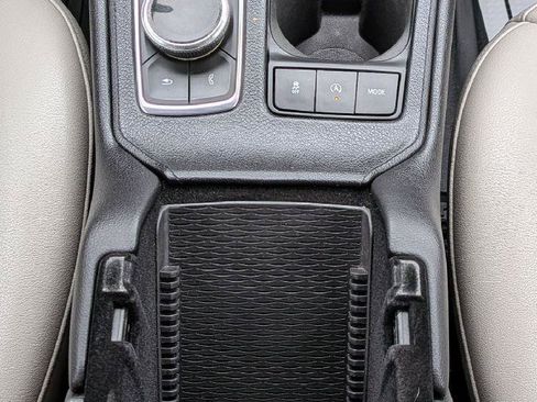 Used 2019 Cadillac XT4 Luxury w/ Cold Weather Package AWD/4WD image 18