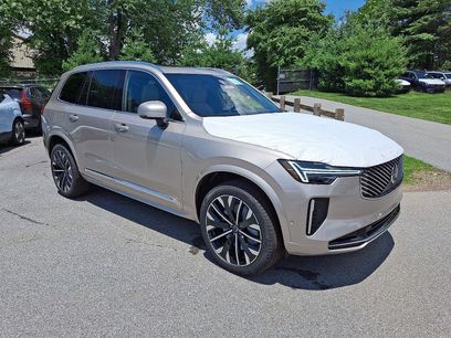 New 2026 Volvo XC90 B5 Plus