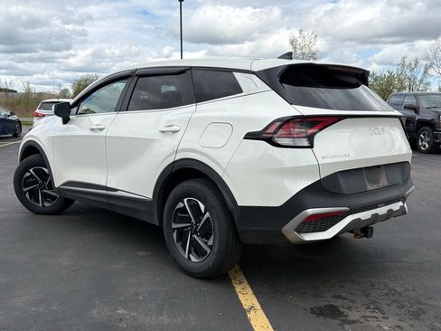 Used 2023 Kia Sportage LX AWD/4WD image 5