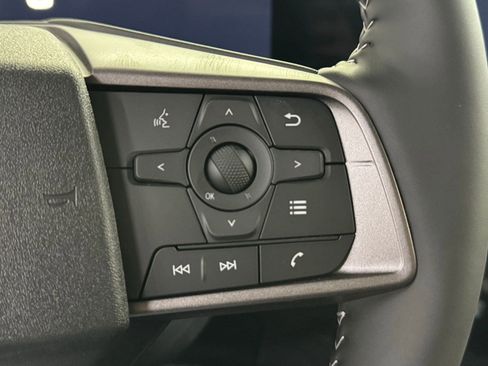 New 2026 Nissan Sentra SV w/ SV Convenience Package FWD image 19