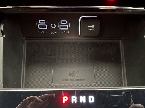 Used 2023 Jeep Grand Cherokee L Laredo image 15