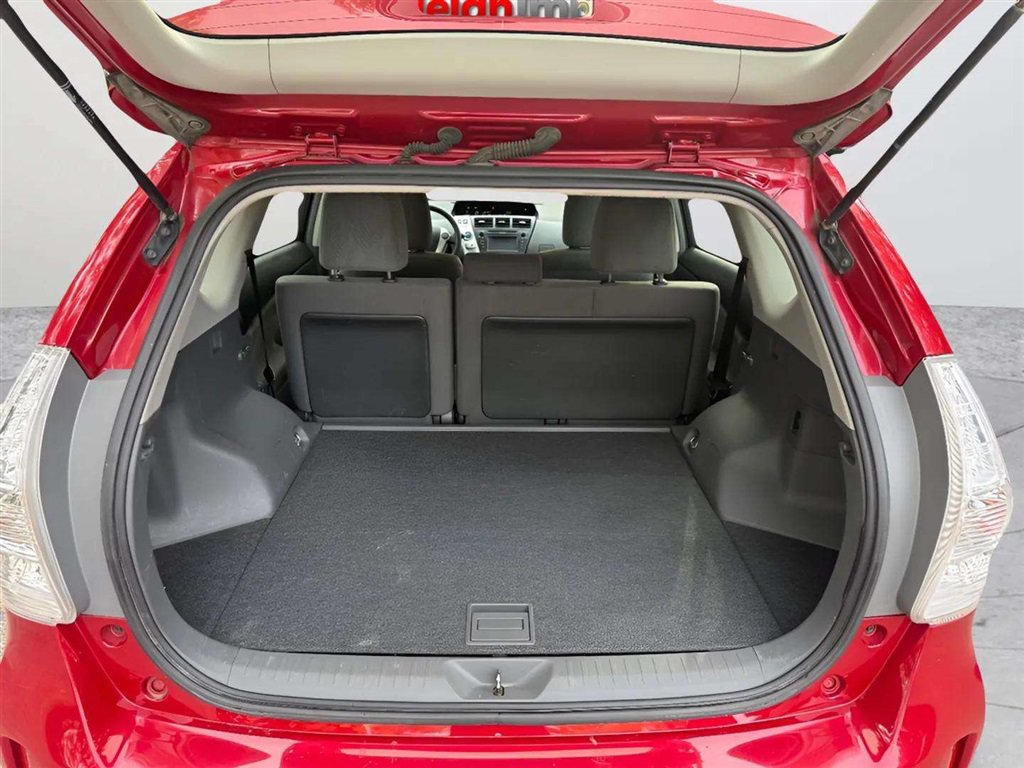 Used 2014 Toyota Prius V Two FWD image 12