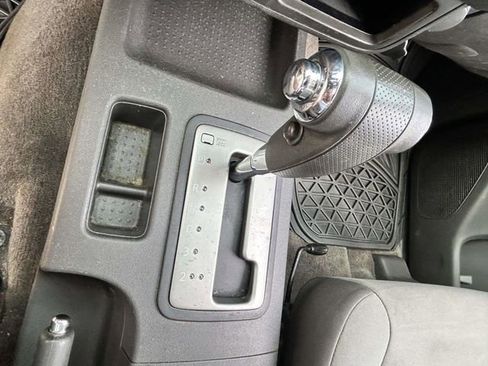 Used 2010 Nissan Xterra S RWD image 18