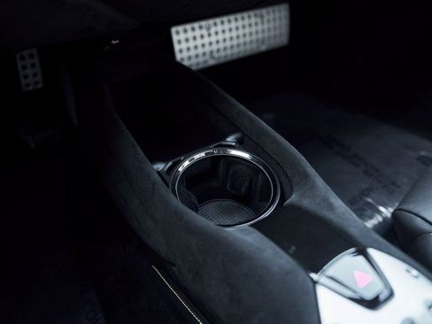 Used 2023 Ferrari SF90 Stradale image 50