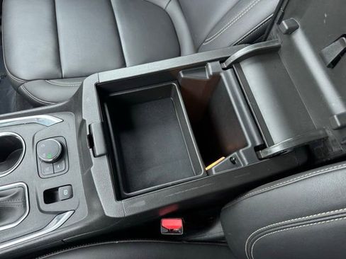 Certified 2023 Chevrolet Traverse LT AWD/4WD image 20