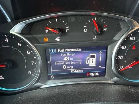 Used 2024 Chevrolet Equinox LT FWD image 16