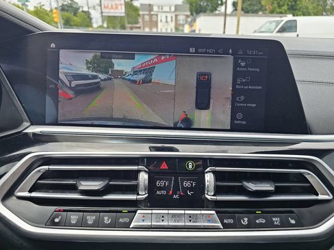 Used 2021 BMW X6 xDrive40i AWD/4WD image 53