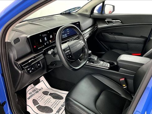 Used 2026 Kia Sportage EX w/ EX Panorama Roof Package image 17