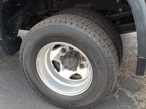 Used 2021 Chevrolet Silverado 3500 High Country w/ LPO, Hitch Package image 8