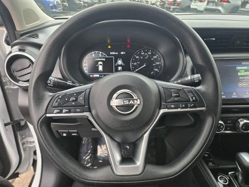 Used 2023 Nissan Kicks SV image 25