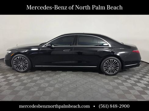 Certified 2023 Mercedes-Benz S 580e 4MATIC Sedan image 3