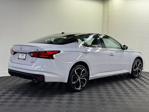 New 2026 Nissan Altima 2.5 SR AWD/4WD image 2