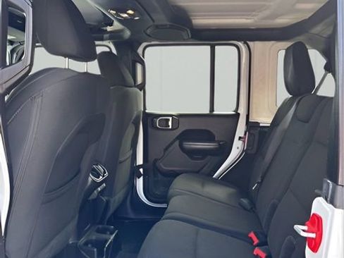 Used 2019 Jeep Wrangler Unlimited Sport S AWD/4WD image 15
