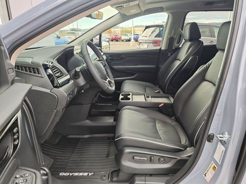 New 2026 Honda Odyssey Elite image 9