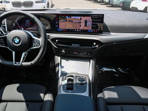 New 2026 BMW i4 eDrive40 w/ M Sport Package RWD image 11