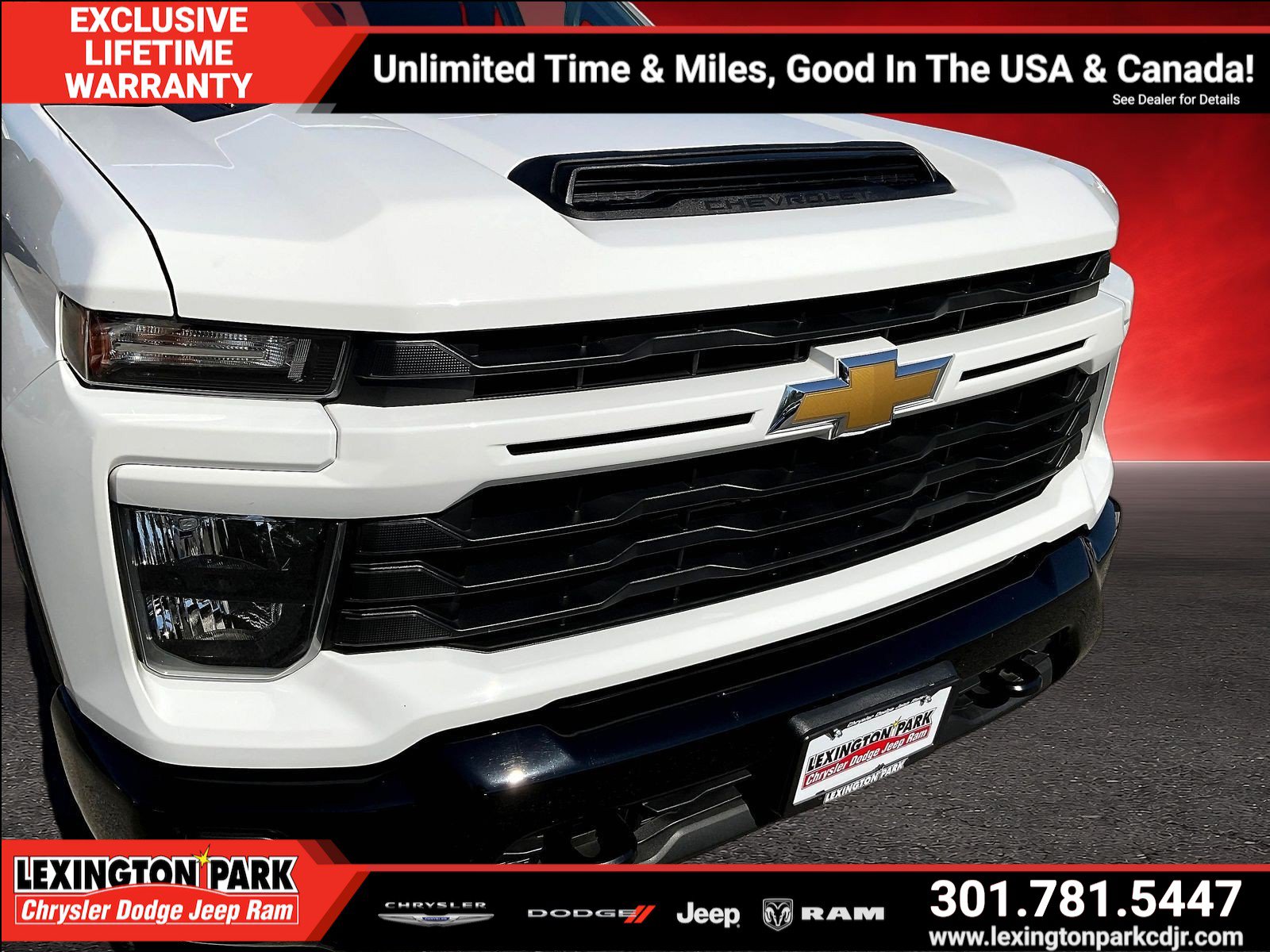 Used 2024 Chevrolet Silverado 2500 Custom w/ Custom Convenience Package AWD/4WD image 32