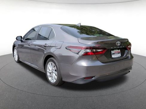 Used 2023 Toyota Camry LE FWD image 4