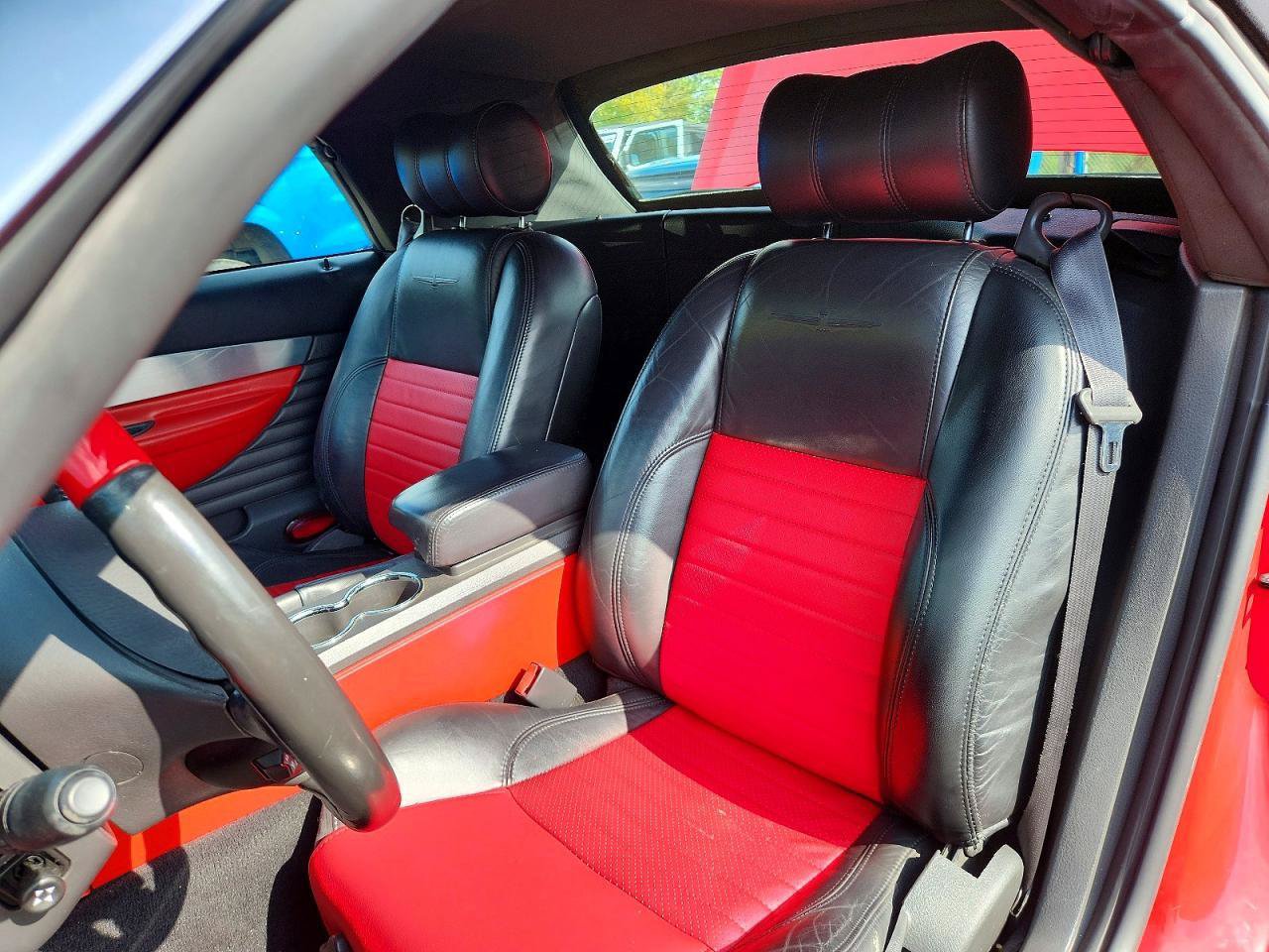 Used 2002 Ford Thunderbird RWD image 6