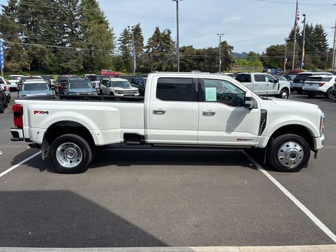 Used 2023 Ford F450 Limited w/ FX4 Off-Road Package AWD/4WD image 9