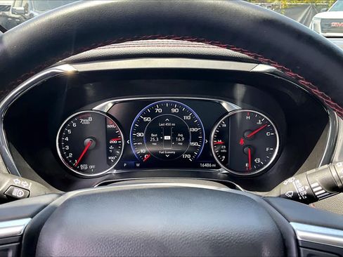 Used 2025 Chevrolet Blazer RS FWD image 26