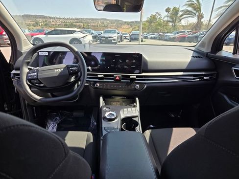 New 2027 Kia Sportage S FWD image 14