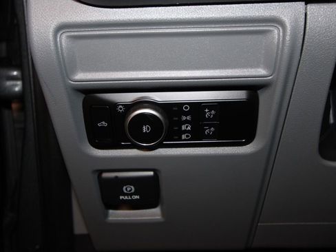 Used 2024 Ford F150 XLT w/ Tow/Haul Package image 9