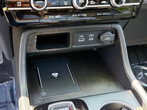 Used 2024 Honda Pilot Elite image 27